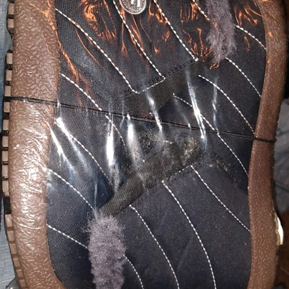 Shoes - Picture 1 of 5
